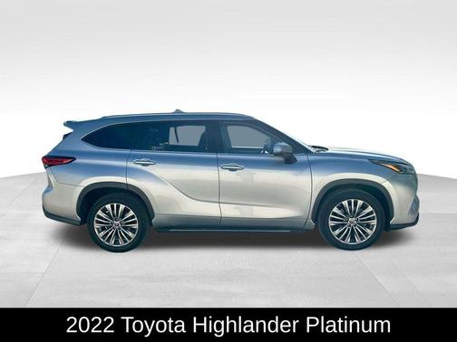 2022 Toyota Highlander Platinum