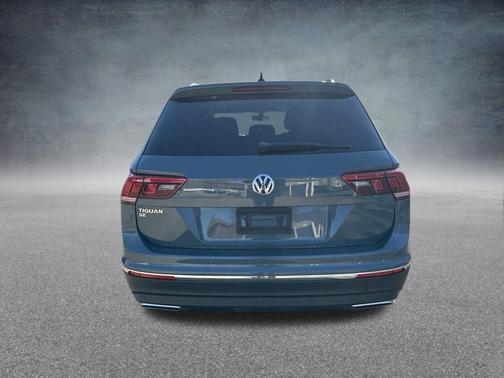 2020 Volkswagen Tiguan 2.0T SE R-Line Black