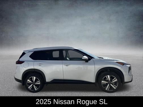 2025 Nissan Rogue SL