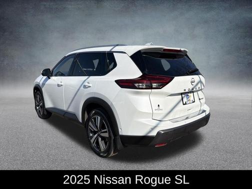 2025 Nissan Rogue SL