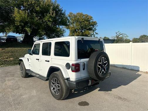 2024 Jeep Wrangler 4-Door Sahara 4x4