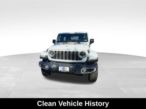 2024 Jeep Wrangler 4-Door Sahara 4x4