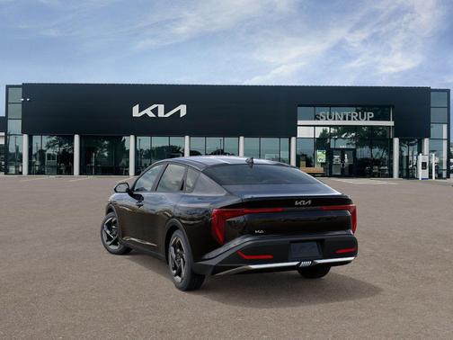 2026 Kia K4 EX