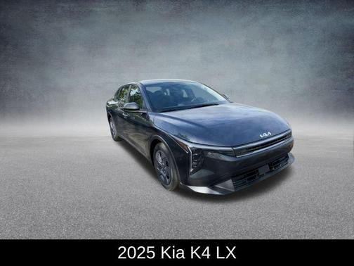 2025 Kia K4 LX