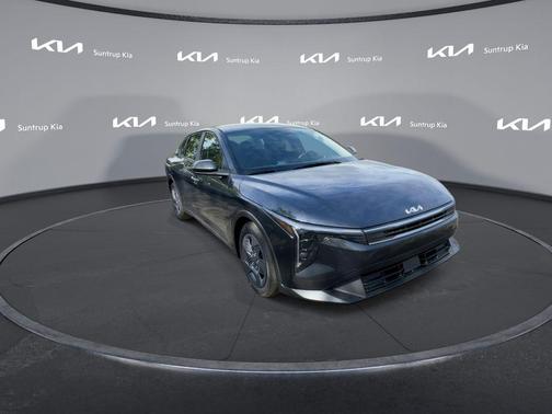 2025 Kia K4 LX