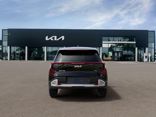 Aurora Black Pearl 2027 Kia Seltos S