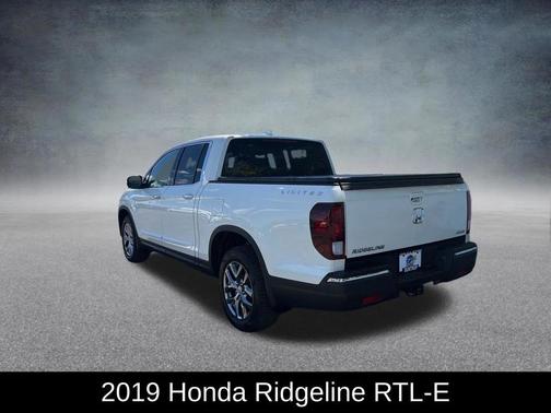White 2019 Honda Ridgeline RTL-E