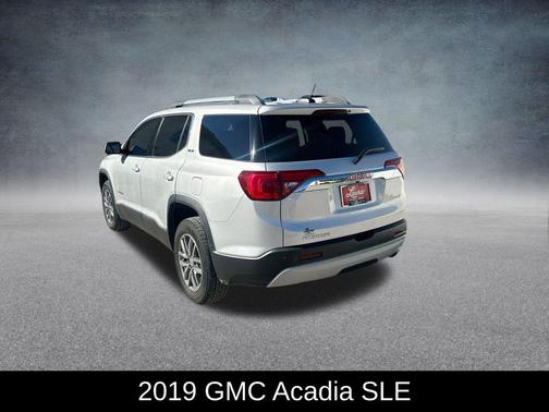 2019 GMC Acadia SLE-2