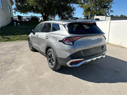 2024 Kia Sportage LX