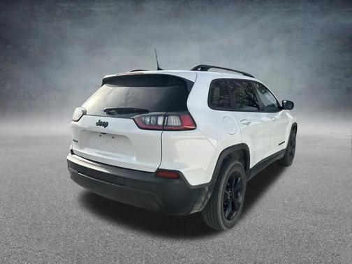 Bright White Clearcoat 2021 Jeep Cherokee Altitude