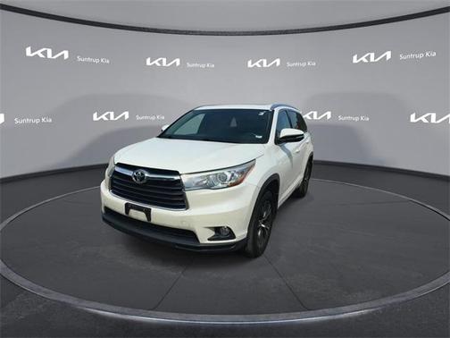 2016 Toyota Highlander XLE