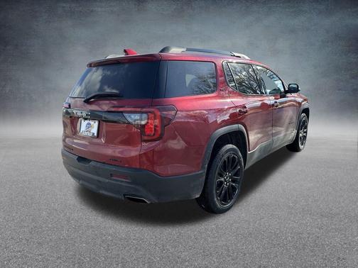 2023 GMC Acadia AWD SLT