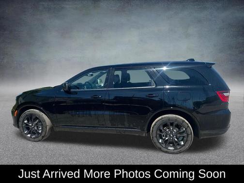 DB Black Crystal Clearcoat 2026 Dodge Durango GT
