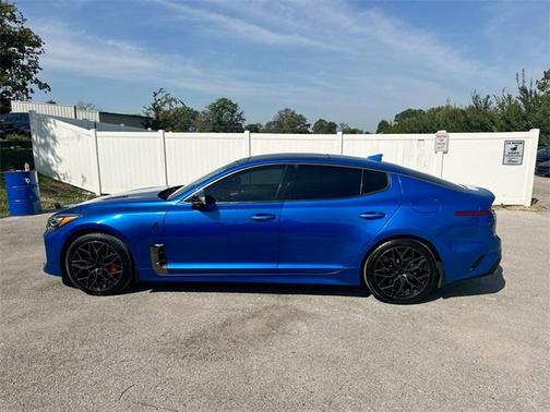 2019 Kia Stinger GT2