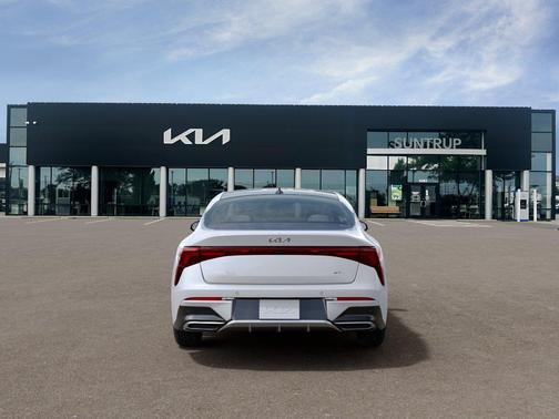 Snow 2026 Kia K5 GT-Line AWD