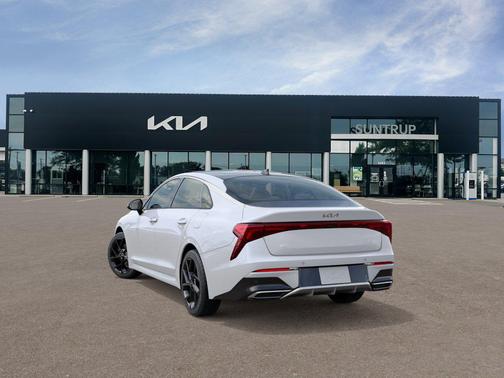 Snow 2026 Kia K5 GT-Line AWD