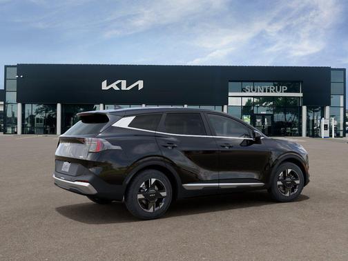 Black Ebony 2026 Kia Sportage LX