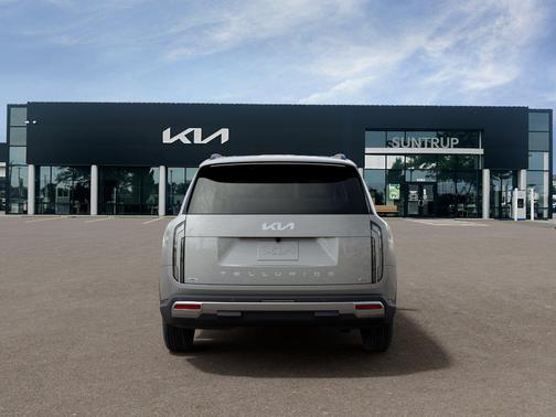 Silver / Ivory 2027 Kia Telluride Hybrid EX