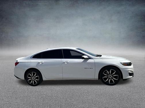 2020 Chevrolet Malibu FWD RS