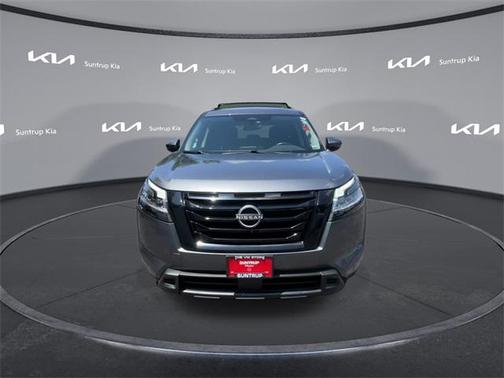 2022 Nissan Pathfinder SV 2WD
