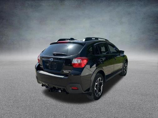 Crystal Black Silica 2017 Subaru Crosstrek 2.0i Limited
