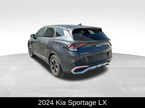 2024 Kia Sportage LX