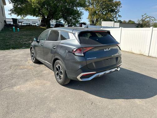 2024 Kia Sportage LX