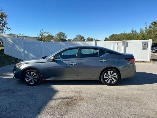 2021 Nissan Altima S FWD