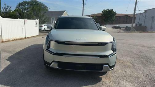 2024 Kia EV9 Land