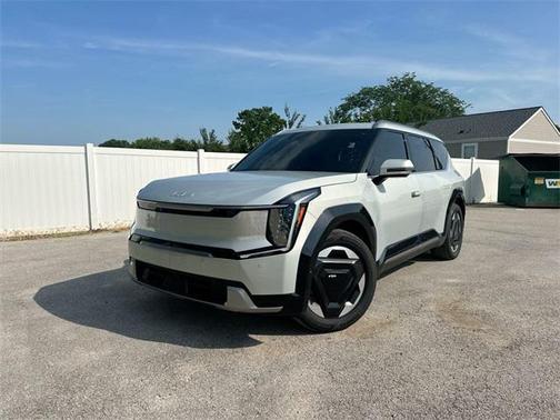2024 Kia EV9 Land