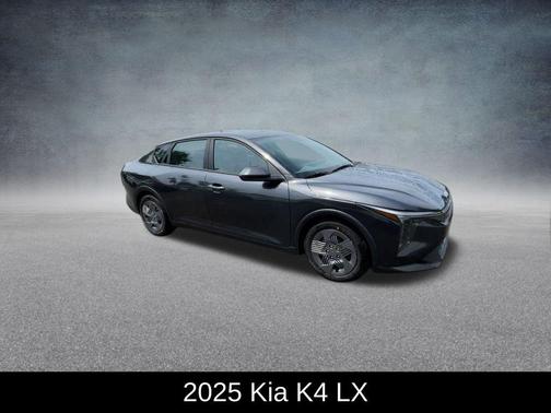 2025 Kia K4 LX