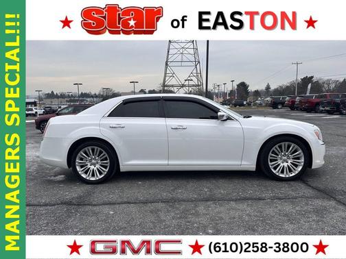 2012 Chrysler 300C Base