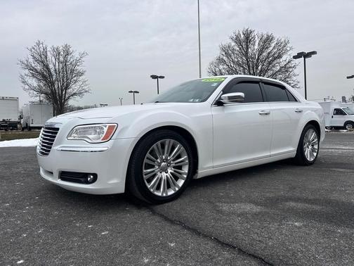 2012 Chrysler 300C Base
