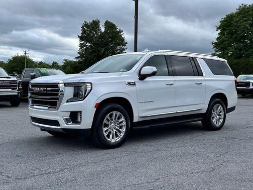 White 2021 GMC Yukon XL SLT