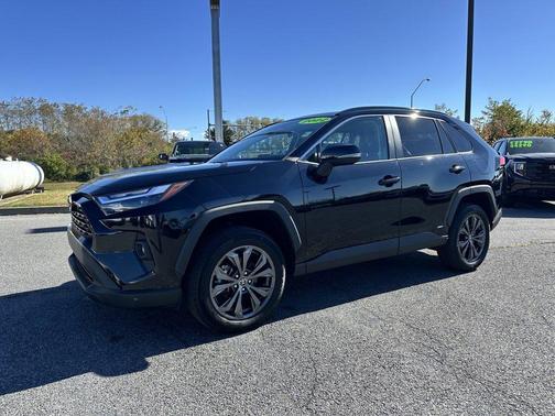 2022 Toyota RAV4 Hybrid XLE Premium