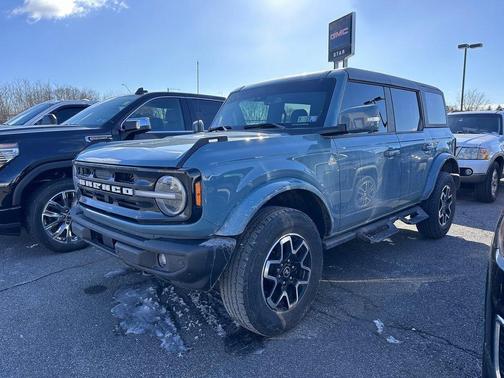 2023 Ford Bronco Outer Banks