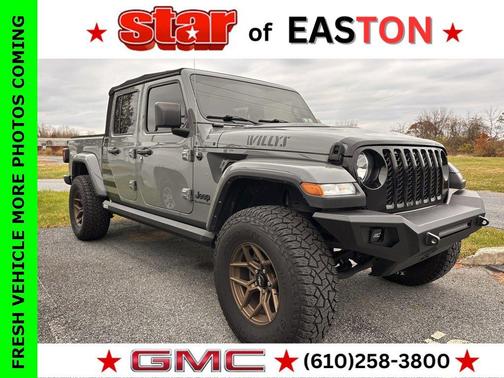 2022 Jeep Gladiator Sport