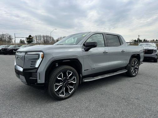 2025 GMC Sierra EV Denali
