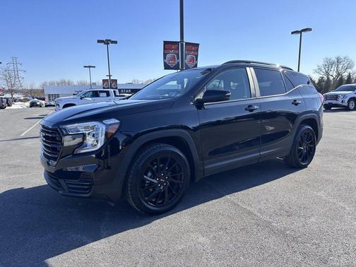 2023 GMC Terrain SLE