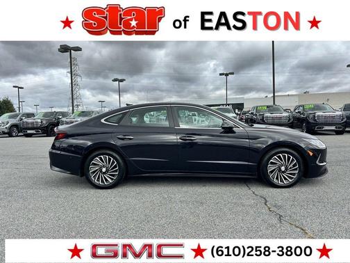 2023 Hyundai SONATA Hybrid Limited
