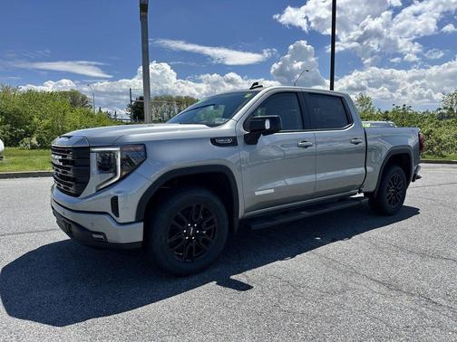 2025 GMC Sierra 1500 Elevation