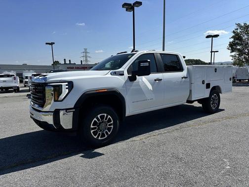 2025 GMC Sierra 3500 Pro