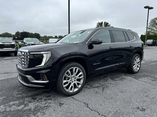 2025 GMC Acadia Denali
