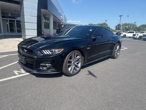 2017 Ford Mustang GT Premium