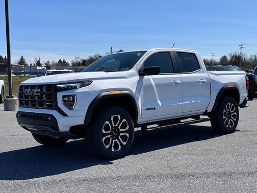 White 2026 GMC Canyon AT4