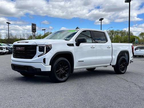 White 2023 GMC Sierra 1500 Elevation