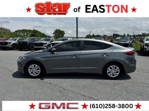 2018 Hyundai ELANTRA SE