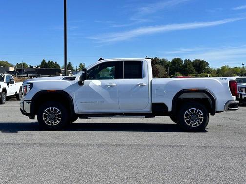 White 2026 GMC Sierra 2500 SLE