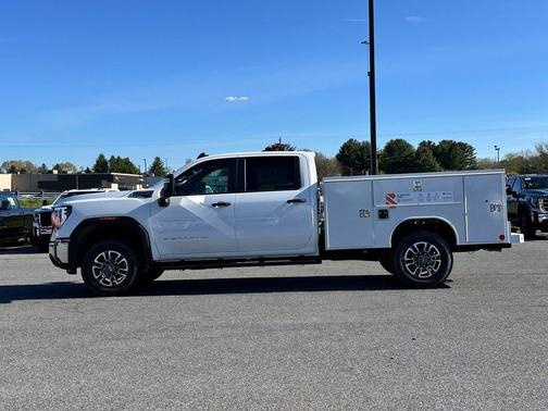White 2026 GMC Sierra 3500 Pro