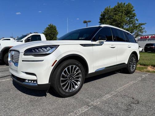 White 2021 Lincoln Aviator Reserve AWD